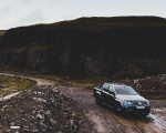 2019 Volkswagen Amarok Black Edition (UK-Spec) Front Three-Quarter Wallpapers 150x120 (16)