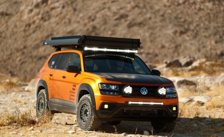 2019 Volkswagen Atlas Adventure Concept Front Three-Quarter Wallpapers 450x275 (5)
