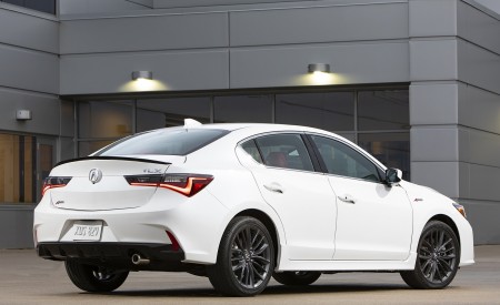 2020 Acura ILX A-Spec Rear Three-Quarter Wallpapers 450x275 (21)