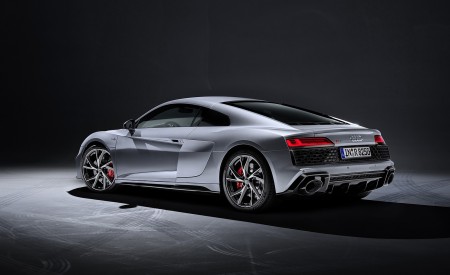 2020 Audi R8 V10 RWD Coupe (Color: Florett Silver) Rear Three-Quarter Wallpapers 450x275 (143)