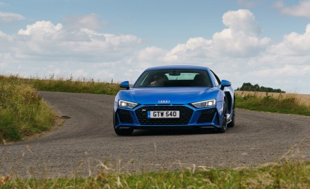 2020 Audi R8 V10 RWD Coupe (UK-Spec) Front Wallpapers 450x275 (35)