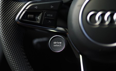 2020 Audi R8 V10 RWD Coupe (UK-Spec) Interior Steering Wheel Wallpapers 450x275 (98)