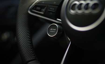 2020 Audi R8 V10 RWD Coupe (UK-Spec) Interior Steering Wheel Wallpapers 450x275 (103)