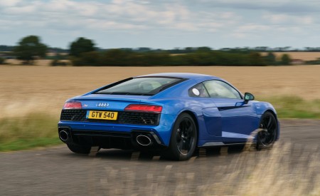 2020 Audi R8 V10 RWD Coupe (UK-Spec) Rear Wallpapers 450x275 (32)