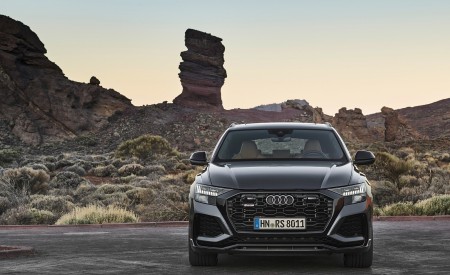 2020 Audi RS Q8 (Color: Daytona Grey) Front Wallpapers 450x275 (138)