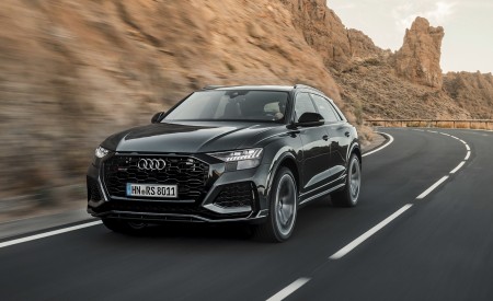 2020 Audi RS Q8 (Color: Daytona Grey) Front Wallpapers 450x275 (129)