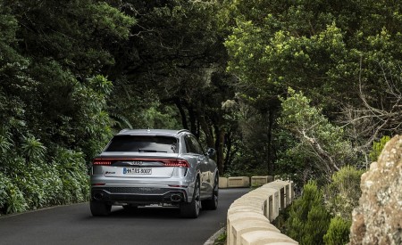 2020 Audi RS Q8 (Color: Florett Silver) Rear Wallpapers 450x275 (86)