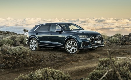 2020 Audi RS Q8 (Color: Galaxy Blue) Front Three-Quarter Wallpapers 450x275 (50)