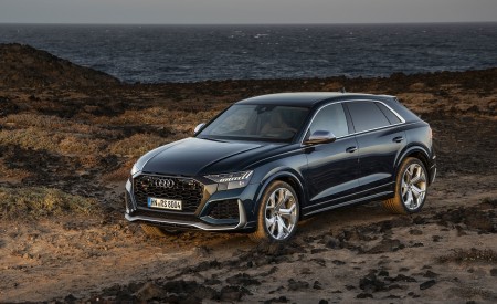 2020 Audi RS Q8 (Color: Galaxy Blue) Front Three-Quarter Wallpapers 450x275 (51)