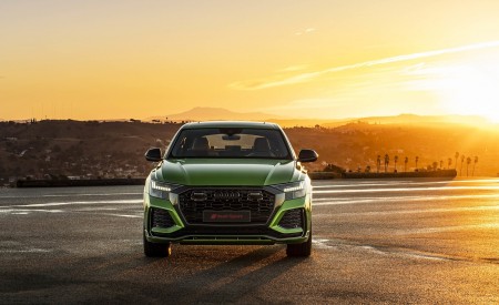 2020 Audi RS Q8 (Color: Java Green) Front Wallpapers 450x275 (22)