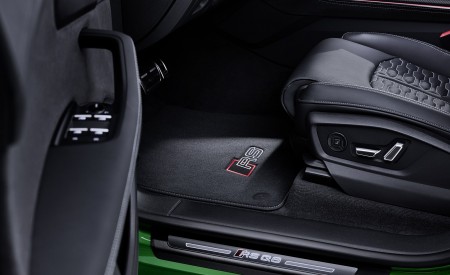 2020 Audi RS Q8 Door Sill Wallpapers 450x275 (196)