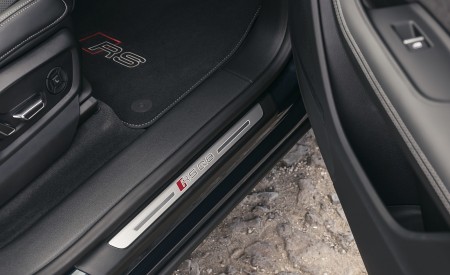 2020 Audi RS Q8 Door Sill Wallpapers 450x275 (68)