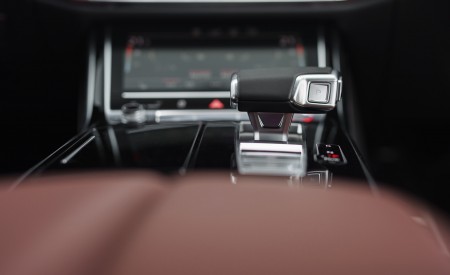 2020 Audi S8 (UK-Spec) Central Console Wallpapers 450x275 (77)
