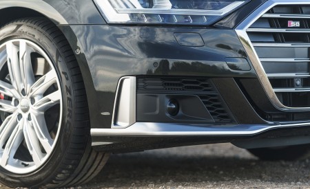 2020 Audi S8 (UK-Spec) Detail Wallpapers 450x275 (38)