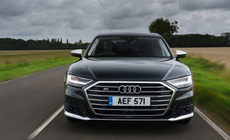 2020 Audi S8 (UK-Spec) Front Wallpapers 450x275 (7)