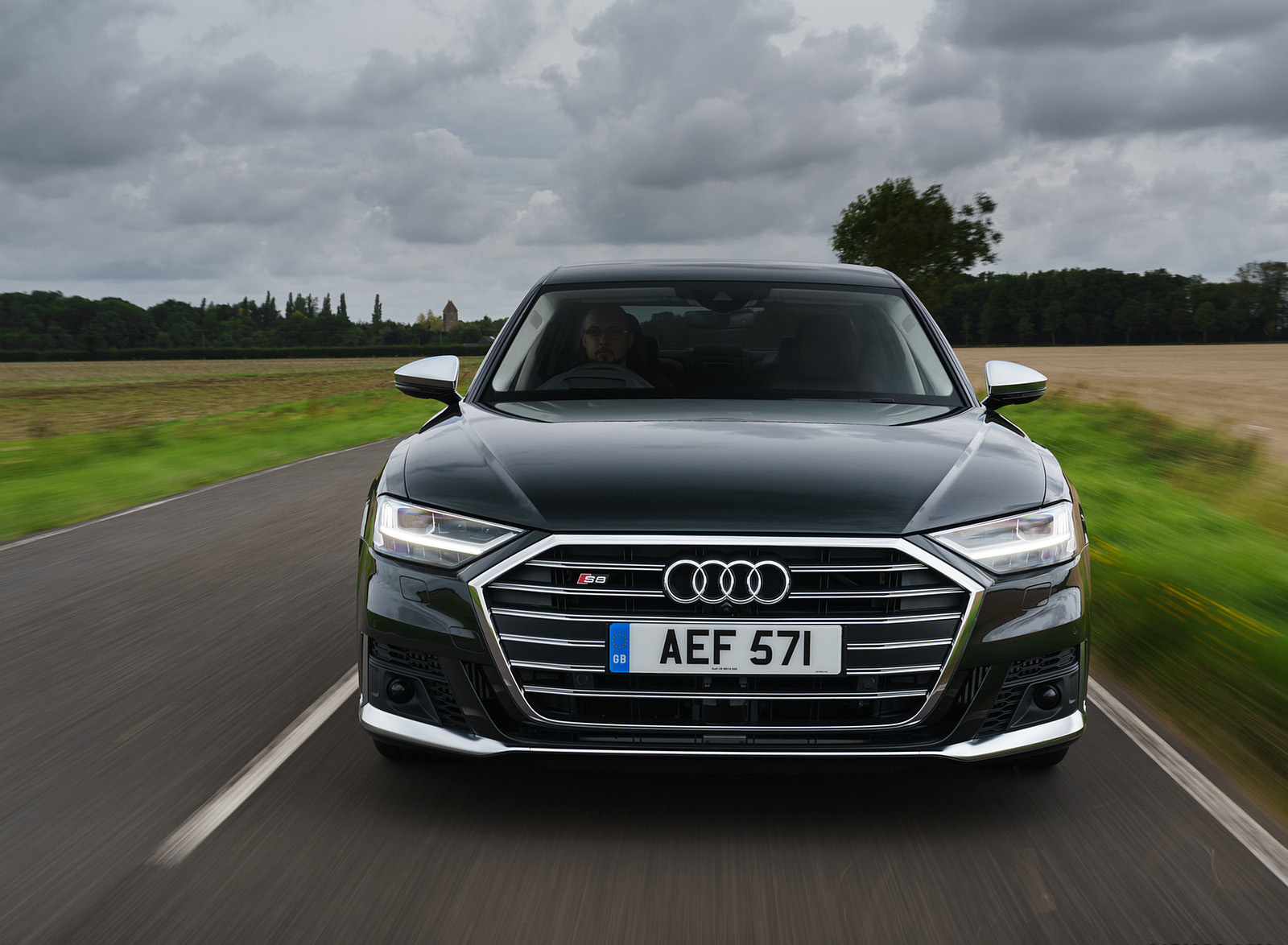 2020 Audi S8 (UK-Spec) Front Wallpapers (7)