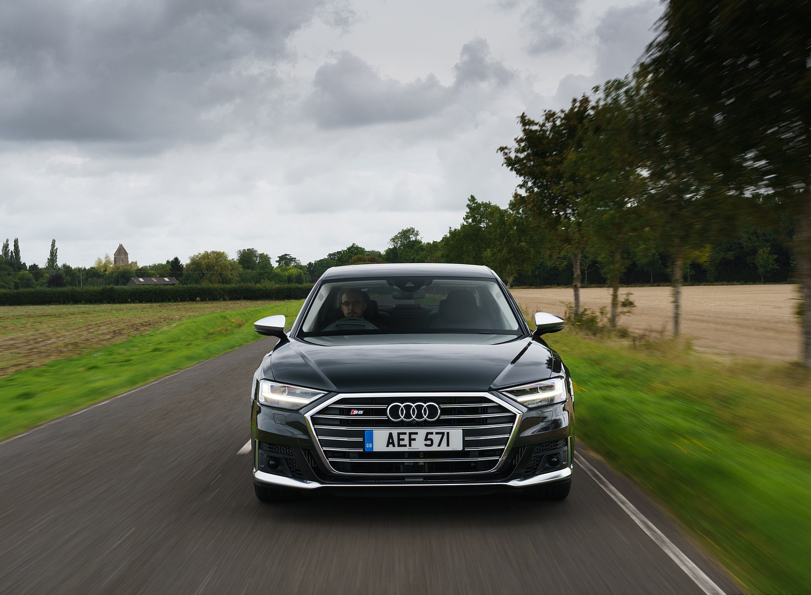 2020 Audi S8 (UK-Spec) Front Wallpapers  (4)