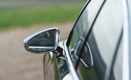 2020 Audi S8 (UK-Spec) Mirror Wallpapers 450x275 (54)