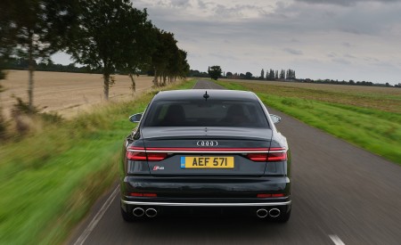2020 Audi S8 (UK-Spec) Rear Wallpapers 450x275 (12)