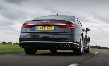 2020 Audi S8 (UK-Spec) Rear Wallpapers  450x275 (14)