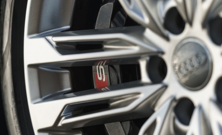 2020 Audi S8 (UK-Spec) Wheel Wallpapers  450x275 (47)