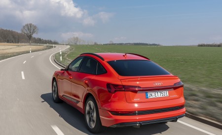 2020 Audi e-tron Sportback (Color: Catalunya Red) Rear Three-Quarter Wallpapers 450x275 (5)