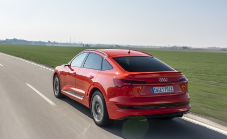 2020 Audi e-tron Sportback (Color: Catalunya Red) Rear Three-Quarter Wallpapers 450x275 (6)