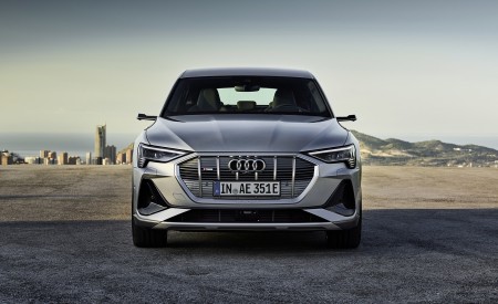 2020 Audi e-tron Sportback (Color: Florett Silver) Front Wallpapers 450x275 (69)