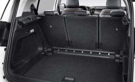 2020 Citroen C5 Aircross Hybrid Trunk Wallpapers  450x275 (43)