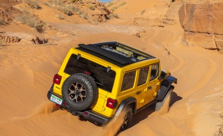 2020 Jeep Wrangler Rubicon EcoDiesel Off-Road Wallpapers 450x275 (77)