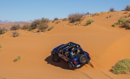 2020 Jeep Wrangler Rubicon EcoDiesel Off-Road Wallpapers 450x275 (28)
