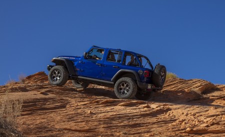 2020 Jeep Wrangler Rubicon EcoDiesel Off-Road Wallpapers 450x275 (41)