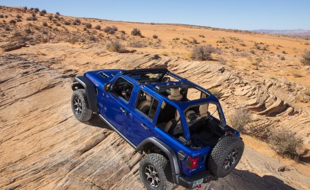 2020 Jeep Wrangler Rubicon EcoDiesel Off-Road Wallpapers 450x275 (7)