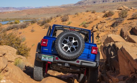 2020 Jeep Wrangler Rubicon EcoDiesel Off-Road Wallpapers 450x275 (38)
