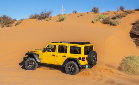 2020 Jeep Wrangler Rubicon EcoDiesel Rear Three-Quarter Wallpapers 450x275 (81)