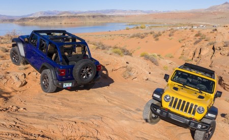 2020 Jeep Wrangler Rubicon EcoDiesel Wallpapers 450x275 (53)