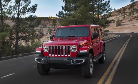 2020 Jeep Wrangler Sahara EcoDiesel Front Wallpapers 450x275 (99)