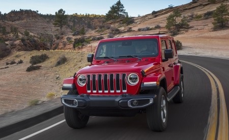 2020 Jeep Wrangler Sahara EcoDiesel Front Wallpapers 450x275 (115)