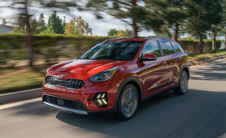 2020 Kia Niro Hybrid Front Three-Quarter Wallpapers 450x275 (2)