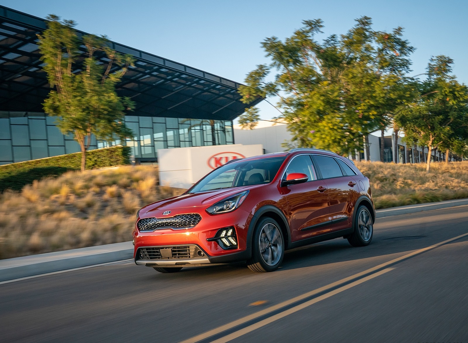 2020 Kia Niro Hybrid Front Three-Quarter Wallpapers (3)