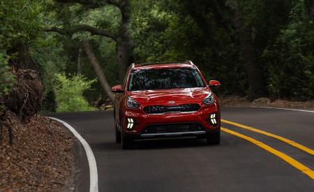 2020 Kia Niro Hybrid Front Wallpapers 450x275 (9)
