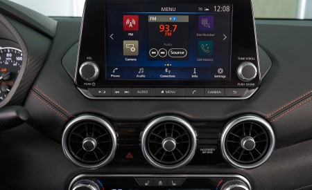 2020 Nissan Sentra Central Console Wallpapers 450x275 (66)