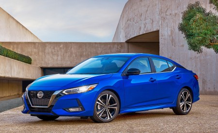 2020 Nissan Sentra Front Three-Quarter Wallpapers 450x275 (33)