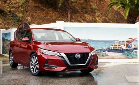 2020 Nissan Sentra Front Three-Quarter Wallpapers 450x275 (7)
