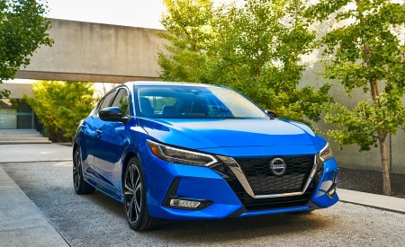 2020 Nissan Sentra Front Wallpapers 450x275 (36)