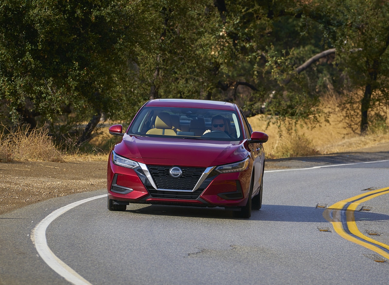 2020 Nissan Sentra Front Wallpapers (2)