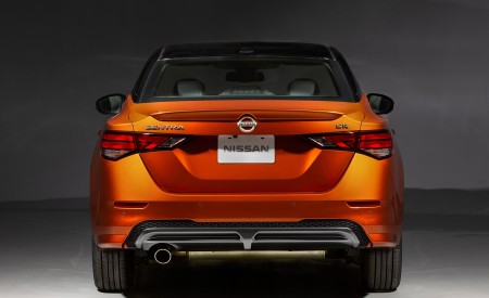 2020 Nissan Sentra Rear Wallpapers 450x275 (72)