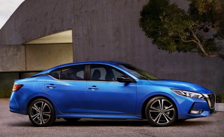 2020 Nissan Sentra Side Wallpapers 450x275 (40)