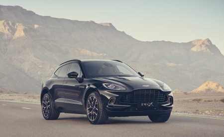 2021 Aston Martin DBX Front Three-Quarter Wallpapers 450x275 (51)