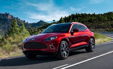 2021 Aston Martin DBX Front Three-Quarter Wallpapers 450x275 (84)